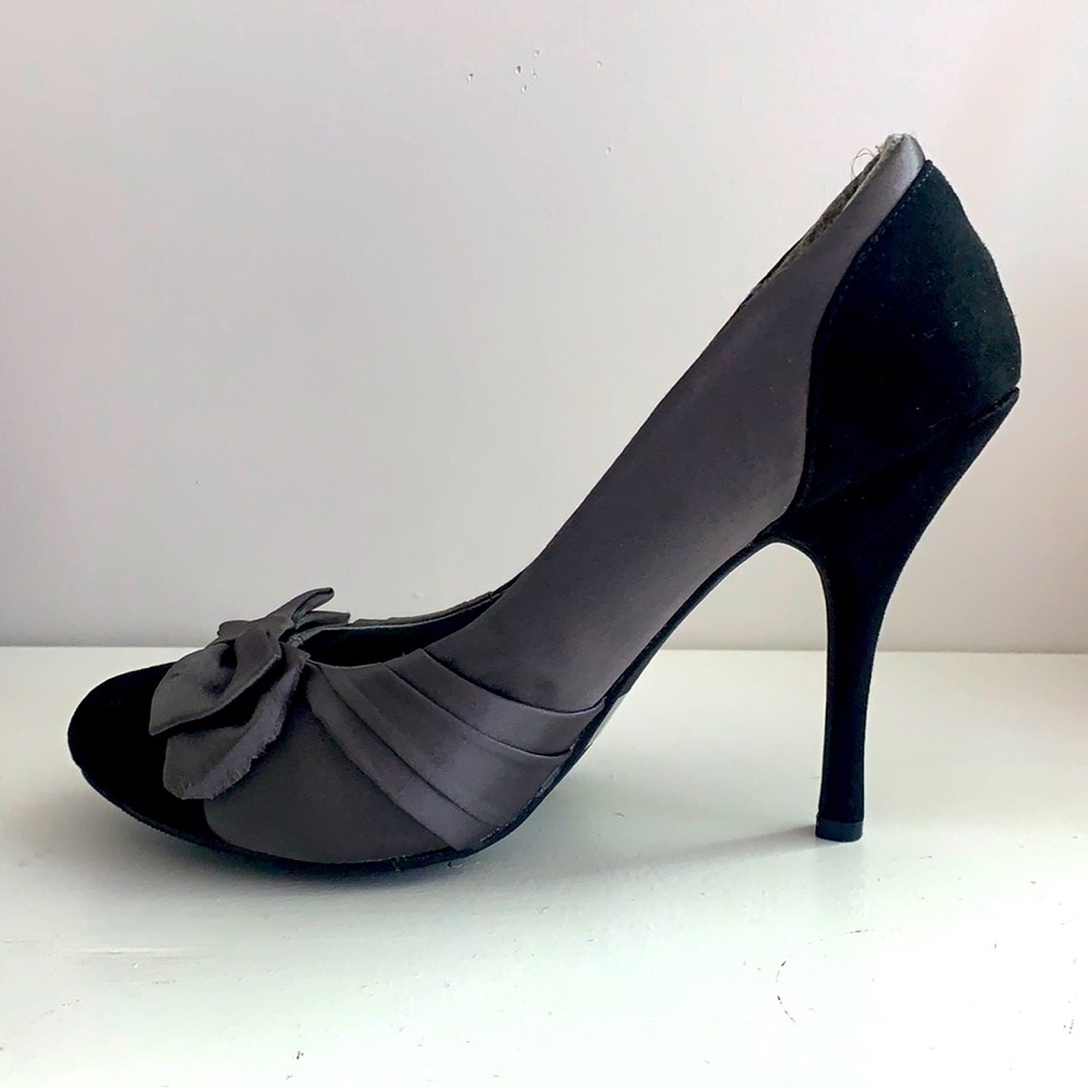 Charlotte Russe - Size 7 - Black/Gray Babydoll Heel